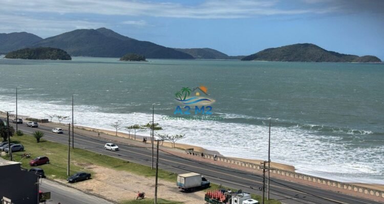 Vende-se Apto Frente para o Mar – 03 Dormitórios sendo 01 Suíte com 02 vagas