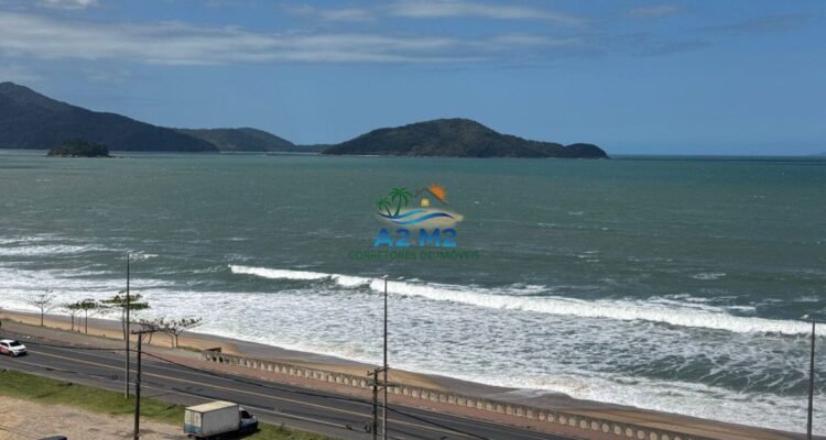 Vende-se Apto Frente para o Mar – 03 Dormitórios sendo 01 Suíte com 02 vagas