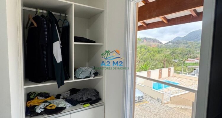 Sobrado em Condomínio Fechado 02 Dormitórios – Bairro Capricórnio II