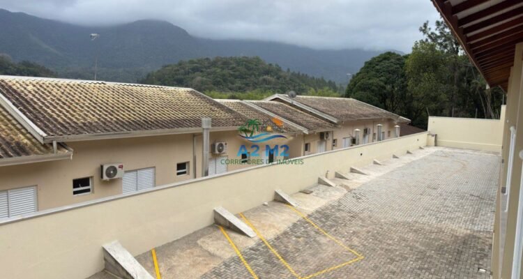 Sobrado em Condomínio Fechado 02 Dormitórios – Bairro Capricórnio II