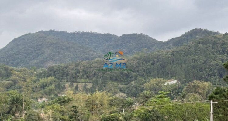 Sobrado em Condomínio Fechado 02 Dormitórios – Bairro Capricórnio II