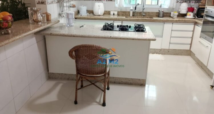 Casa de Alto Padrão a Venda no Indaiá – Requinte, sofisticação, conforto e o privilégio de estar a 02 quadras da praia