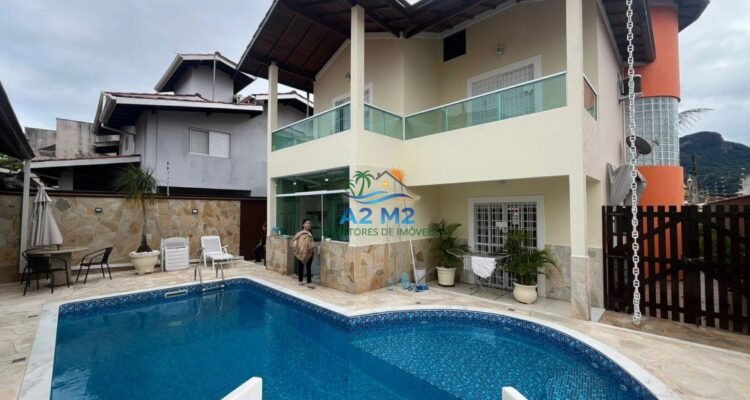 Casa de Alto Padrão a Venda no Indaiá – Requinte, sofisticação, conforto e o privilégio de estar a 02 quadras da praia