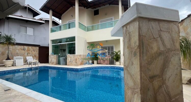 Casa de Alto Padrão a Venda no Indaiá – Requinte, sofisticação, conforto e o privilégio de estar a 02 quadras da praia