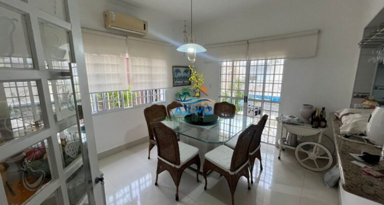 Casa de Alto Padrão a Venda no Indaiá – Requinte, sofisticação, conforto e o privilégio de estar a 02 quadras da praia