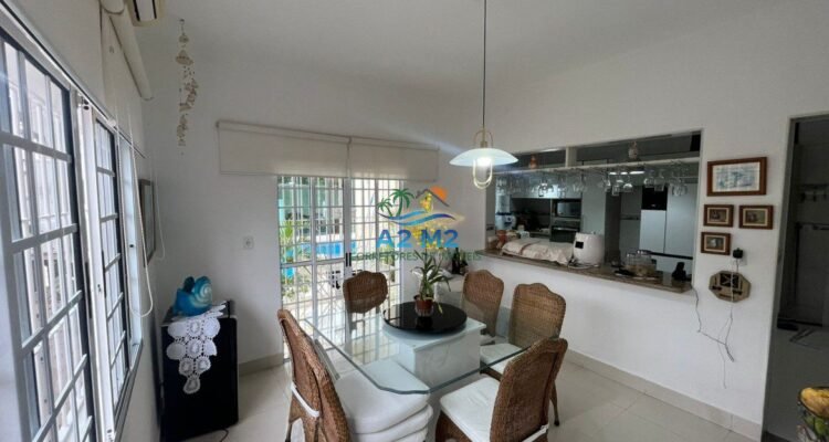 Casa de Alto Padrão a Venda no Indaiá – Requinte, sofisticação, conforto e o privilégio de estar a 02 quadras da praia