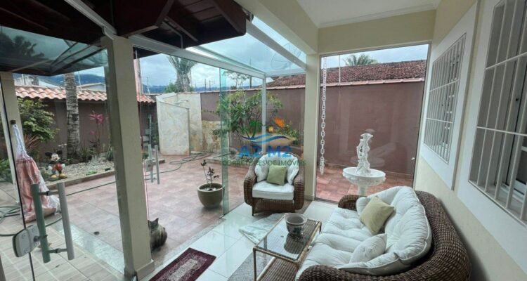 Casa de Alto Padrão a Venda no Indaiá – Requinte, sofisticação, conforto e o privilégio de estar a 02 quadras da praia