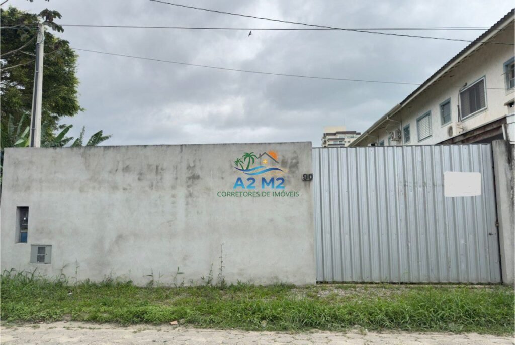 Terreno com 286 m² – Murado e Aterrado a Apenas 70 Metros da Praia – Massaguaçu / Caraguatatub