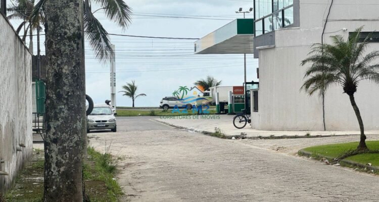 Terreno com 286 m² – Murado e Aterrado a Apenas 70 Metros da Praia – Massaguaçu / Caraguatatub