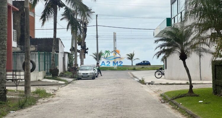 Terreno com 286 m² – Murado e Aterrado a Apenas 70 Metros da Praia – Massaguaçu / Caraguatatub