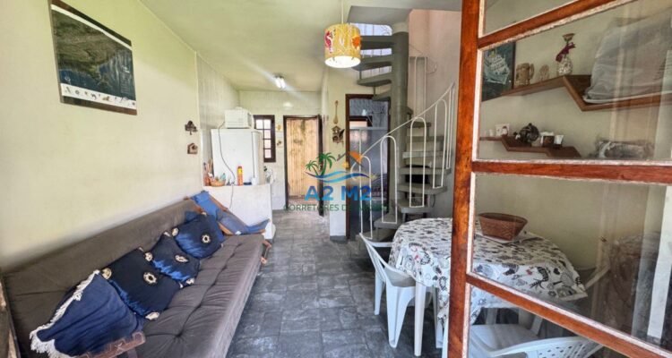 Casa em Condomínio Fechado – A 200m da Praia de Massaguaçu – 01 Dormitório