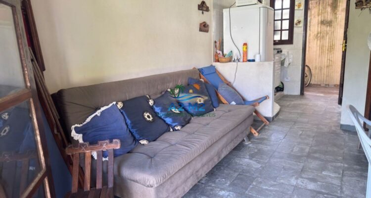 Casa em Condomínio Fechado – A 200m da Praia de Massaguaçu – 01 Dormitório