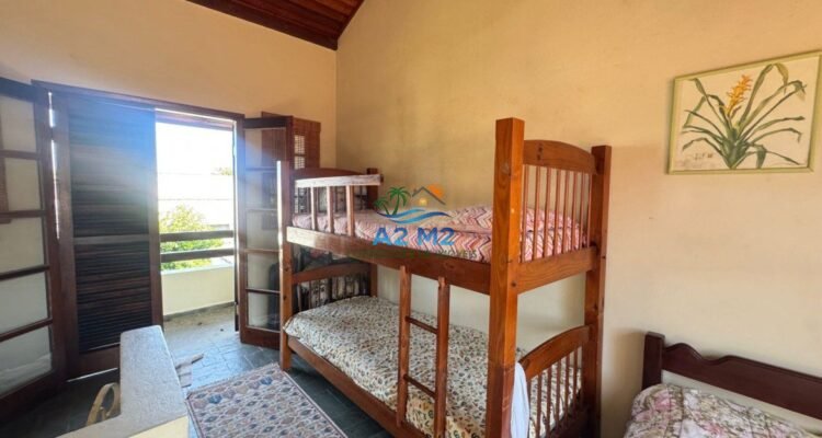 Casa em Condomínio Fechado – A 200m da Praia de Massaguaçu – 01 Dormitório