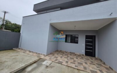 Este sobrado novo encanta pela harmonia entre conforto e estilo.