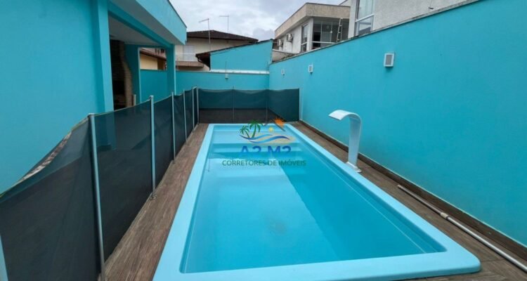 Excelente Casa Térrea com 03 dormitórios com Piscina e Área Gourmet com Churrasqueira – A 500m da Praia de Massaguaçu!