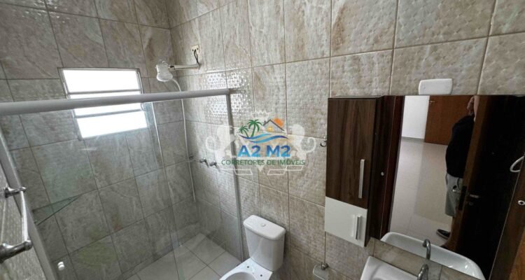 Excelente Casa Térrea com 170m² de área útil – 03 dormitórios sendo 02 suíte – Próximo a Praia