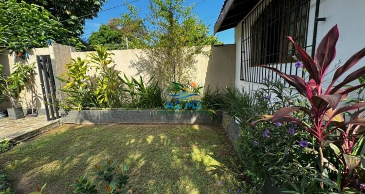 Casa Térrea 04 dorms c/ 02 suítes – área de 750 m – Caraguatatuba – SP