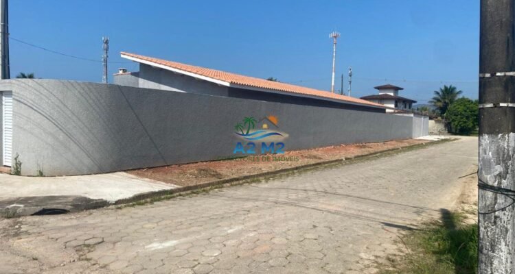 Excelente Oportunidade em Massaguaçu – Casa Térrea a venda – 2 dormitórios sendo 01 suíte – Apenas 300 metros da Praia