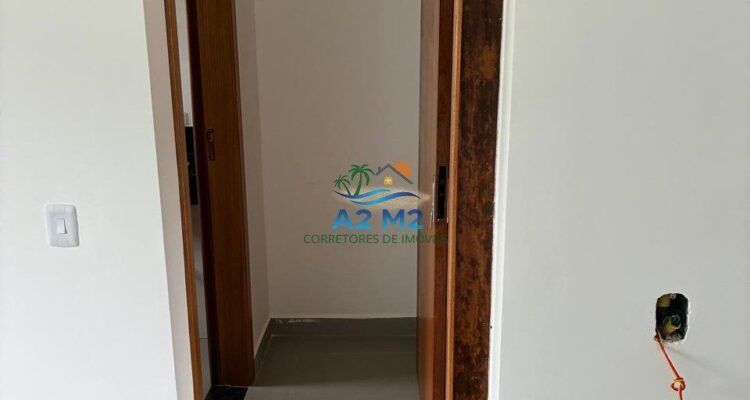 Sobrado novo com 2 suites na praia da Massaguaçu em Caraguatatuba