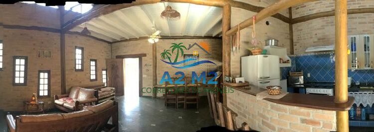 Sobrado com 3 suítes à Venda a 400 metros da praia de Massaguaçu