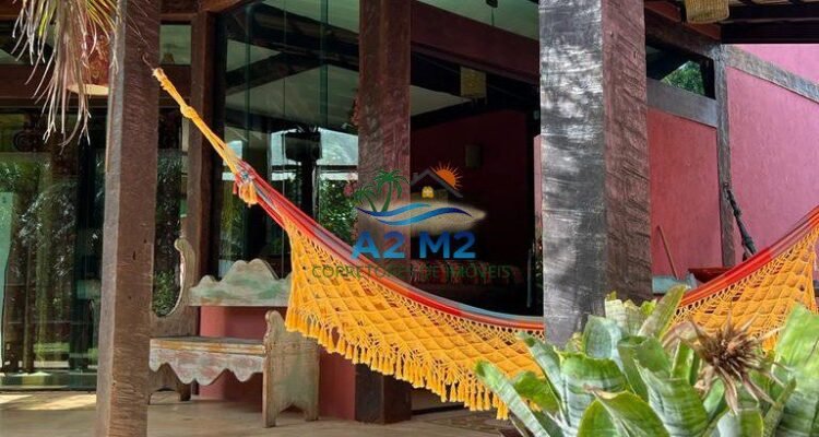 Casa de Praia – Jardim Capricórnio | Caraguatatuba – Com 3 quartos, 3 suítes, 3 salas amplas, 4 vagas de garagem