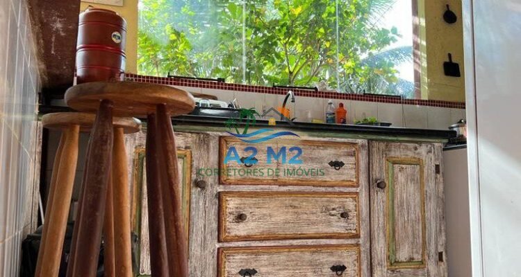 Casa de Praia – Jardim Capricórnio | Caraguatatuba – Com 3 quartos, 3 suítes, 3 salas amplas, 4 vagas de garagem