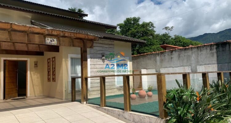 Casa de Alto Padrão à Venda – Condomínio Mar Verde, Massaguaçu – Caraguatatuba (SP)