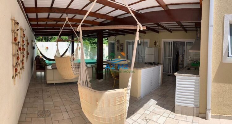 Casa de Alto Padrão à Venda – Condomínio Mar Verde, Massaguaçu – Caraguatatuba (SP)