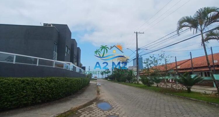 Locação – Sobrado com 03 suítes – 150 metros da Praia de Massaguaçu – Mobiliado