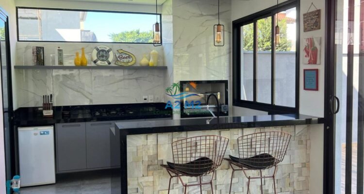 Casa de 4 Suítes à Venda no Condomínio Costa Nova – Massaguaçu, Caraguatatuba/SP