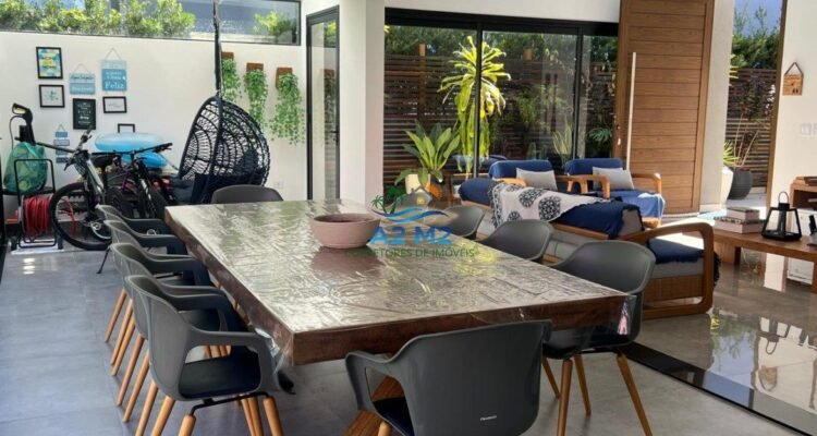 Casa de 4 Suítes à Venda no Condomínio Costa Nova – Massaguaçu, Caraguatatuba/SP