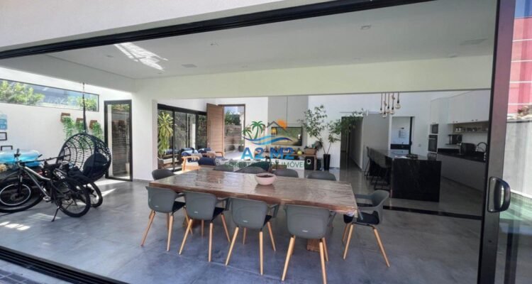 Casa de 4 Suítes à Venda no Condomínio Costa Nova – Massaguaçu, Caraguatatuba/SP