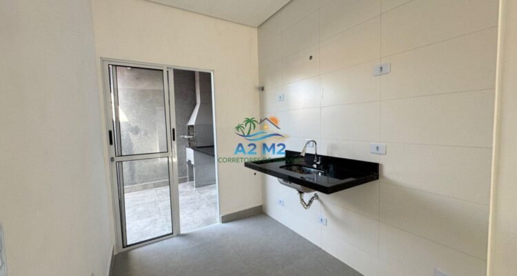 Excelente Oportunidade em Massaguaçu – Casa Térrea a venda – 2 dormitórios sendo 01 suíte – Apenas 300 metros da Praia