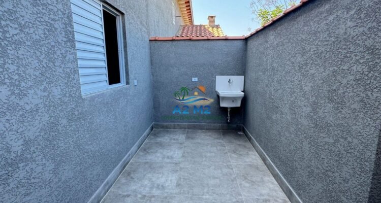 Excelente Oportunidade em Massaguaçu – Casa Térrea a venda – 2 dormitórios sendo 01 suíte – Apenas 300 metros da Praia