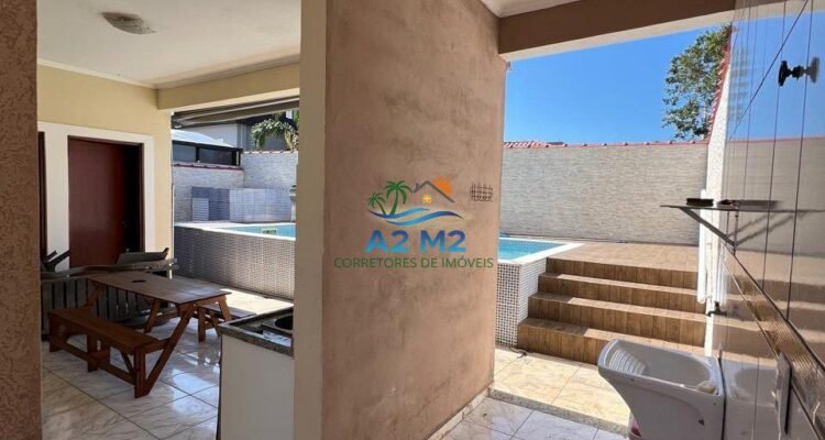 Casa 3 dorm , 1 suite no portal patrimônio na praia da Massaguaçu em Caraguatatuba