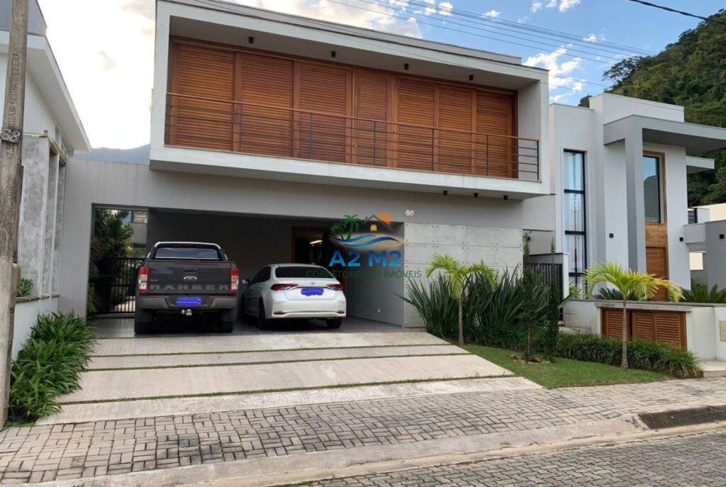 Casa de alto padrão à venda no Condomínio Costa Nova – Massaguaçu, Caraguatatuba (litoral norte SP)