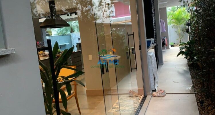 Casa de alto padrão à venda no Condomínio Costa Nova – Massaguaçu, Caraguatatuba (litoral norte SP)