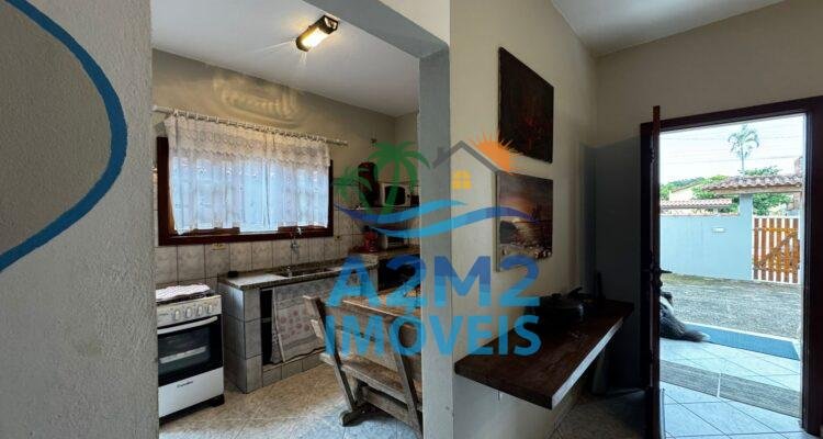 Casa para Locação – 300 metros da Praia Massaguaçu