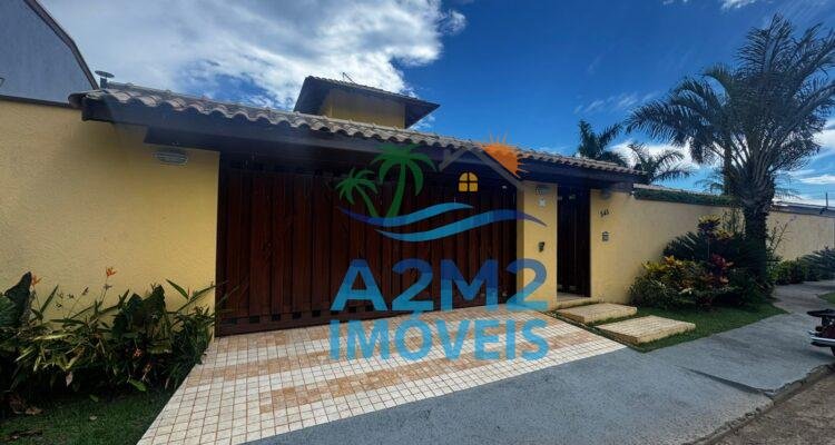 Oportunidade – Casa Maravilhosa em Lote de Esquina – 300 metros da Praia de Massaguaçu