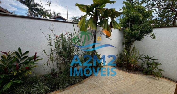 Oportunidade – Casa Maravilhosa em Lote de Esquina – 300 metros da Praia de Massaguaçu