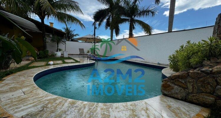 Oportunidade – Casa Maravilhosa em Lote de Esquina – 300 metros da Praia de Massaguaçu