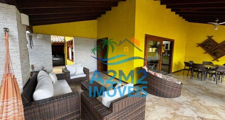 Oportunidade – Casa Maravilhosa em Lote de Esquina – 300 metros da Praia de Massaguaçu