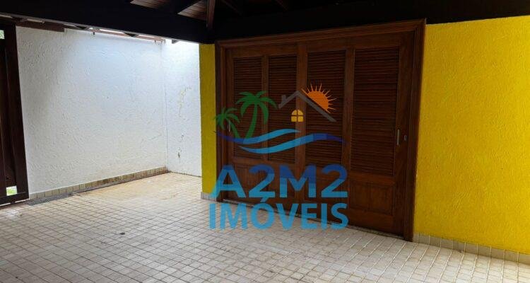 Oportunidade – Casa Maravilhosa em Lote de Esquina – 300 metros da Praia de Massaguaçu