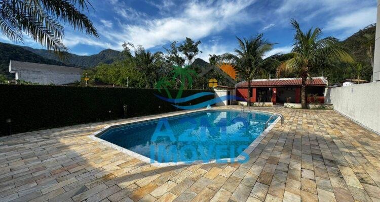 Apto em Condomínio com Vista Mar – 02 Dormitórios – Praia da Cocanha