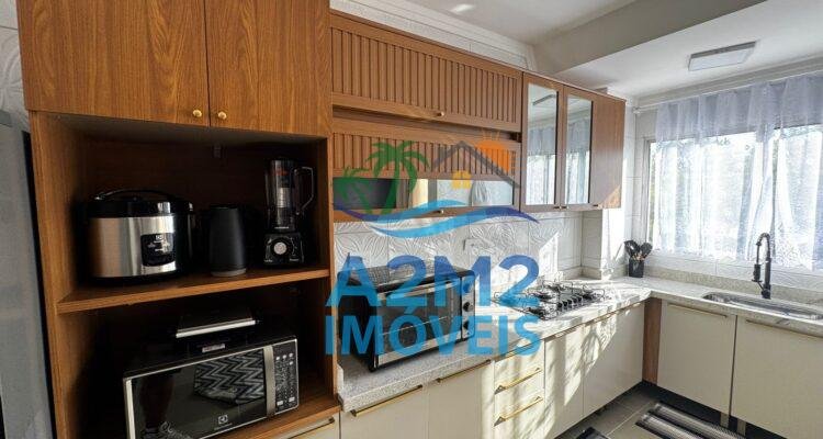 Apto em Condomínio com Vista Mar – 02 Dormitórios – Praia da Cocanha