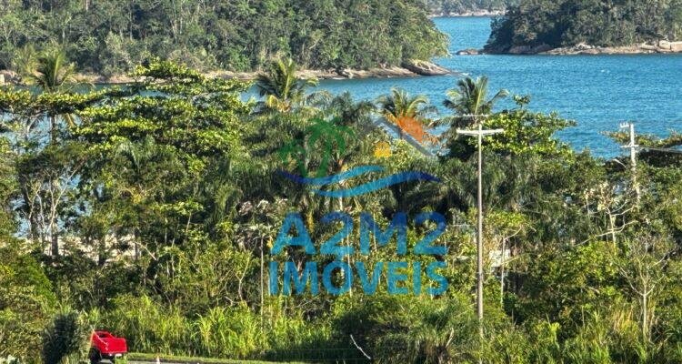 Apto em Condomínio com Vista Mar – 02 Dormitórios – Praia da Cocanha