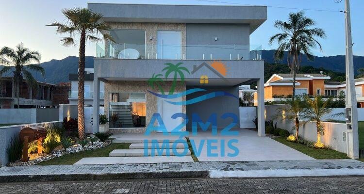 Casa em Caraguatatuba