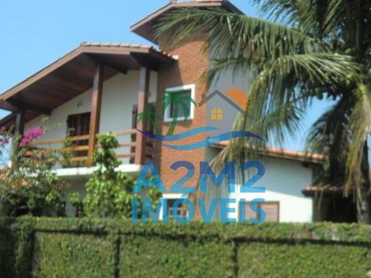 Casa 3 dormitórios, 1 suite próximo a praia da Massaguaçu