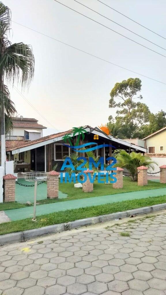 Casa de 3 dormitórios no portal patrimônio na praia da Massaguaçu