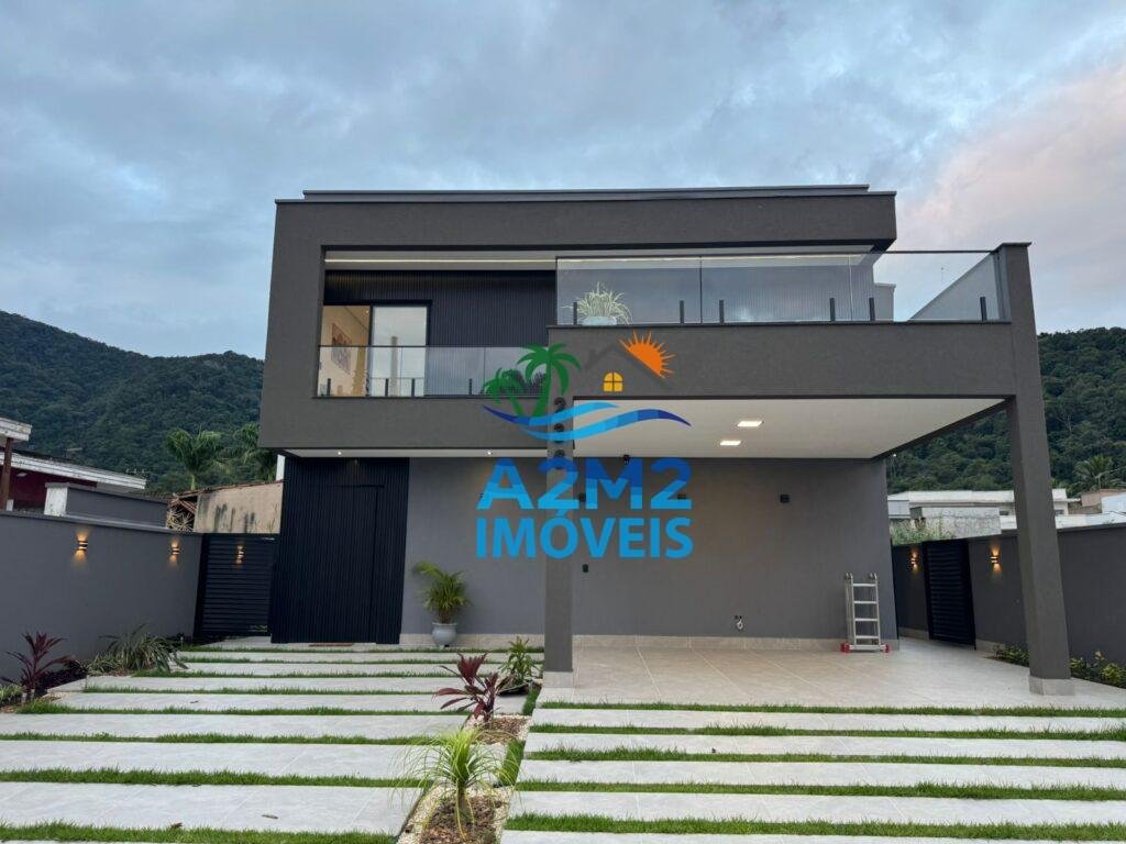 Casa 4 dormitórios no condomínio mar verde